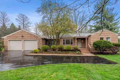 1884 Wanninger Ln, Cincinnati, OH 45255