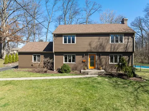 7440 Timberlane Dr, Madeira, OH 45243