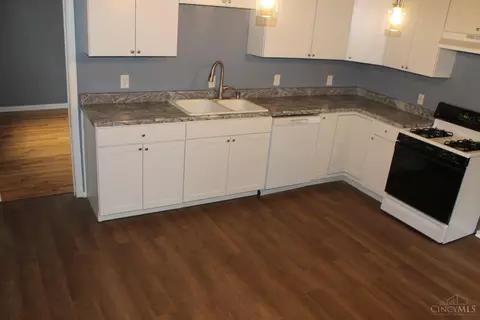 312 Wright St, Blanchester, OH 45107 photo 6