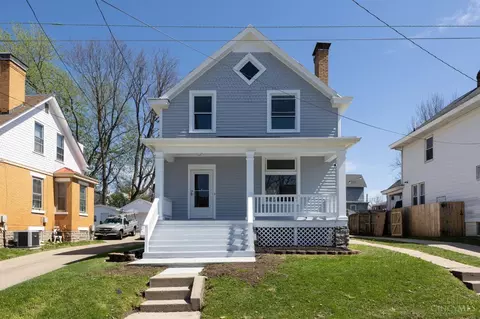 3826 Delmar Ave, Cheviot, OH 45211