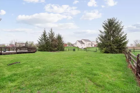 550 Eagles View Dr, Hamilton, OH 45013 photo 31