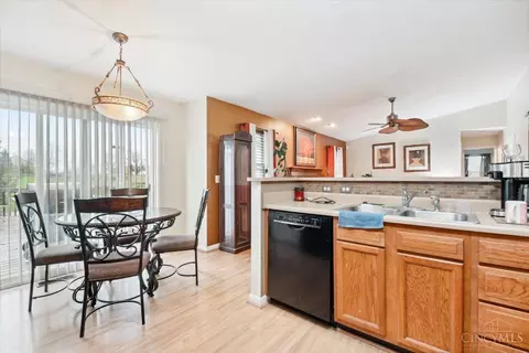 550 Eagles View Dr, Hamilton, OH 45013 photo 10