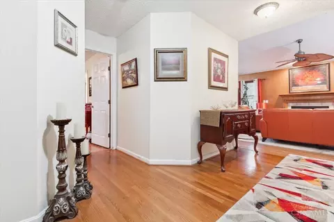 550 Eagles View Dr, Hamilton, OH 45013 photo 3