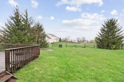 550 Eagles View Dr, Hamilton, OH 45013 photo 30