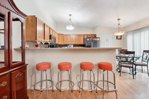 550 Eagles View Dr, Hamilton, OH 45013 photo 7
