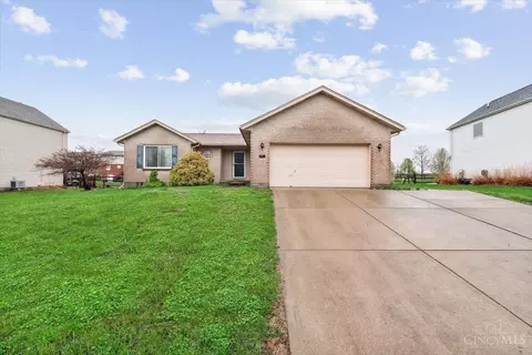 550 Eagles View Dr, Hamilton, OH 45013