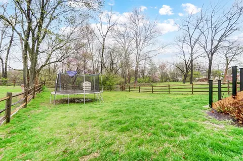 2240 Suffolk St, Cincinnati, OH 45230 photo 44