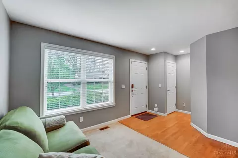 2240 Suffolk St, Cincinnati, OH 45230 photo 7