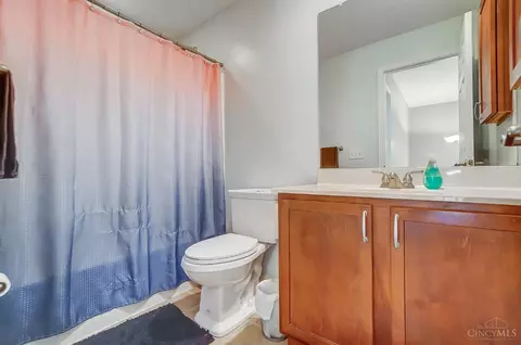 2240 Suffolk St, Cincinnati, OH 45230 photo 32