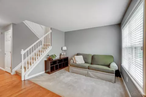 2240 Suffolk St, Cincinnati, OH 45230 photo 6