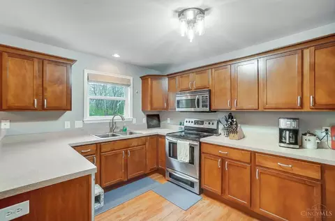 2240 Suffolk St, Cincinnati, OH 45230 photo 11