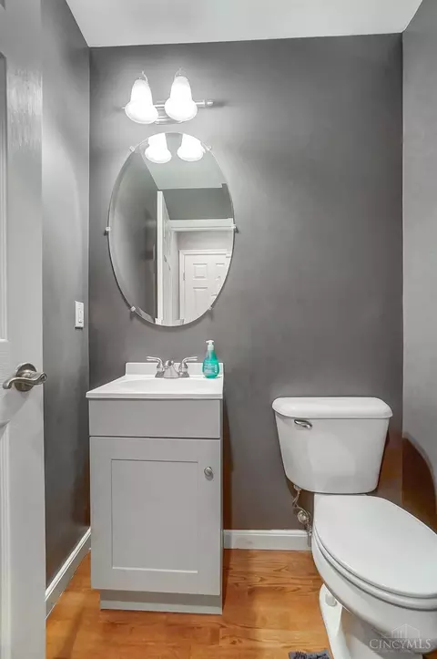 2240 Suffolk St, Cincinnati, OH 45230 photo 21