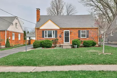 7802 Locust Ln, Madeira, OH 45243