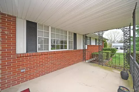 7452 Brock Dr, Blanchester, OH 45107 photo 5