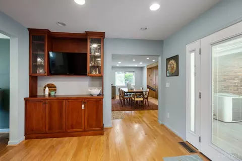 6510 Apache Cir, Madeira, OH 45243 photo 10