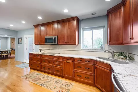 6510 Apache Cir, Madeira, OH 45243 photo 7