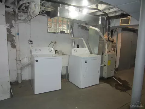 Other - 3542 Vine St, Cincinnati, OH 45220 photo 3 of 7