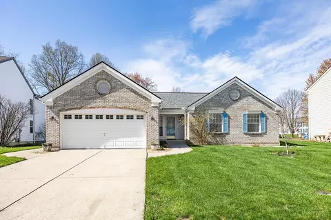1371 Meadowlark Ln, Amelia, OH 45102