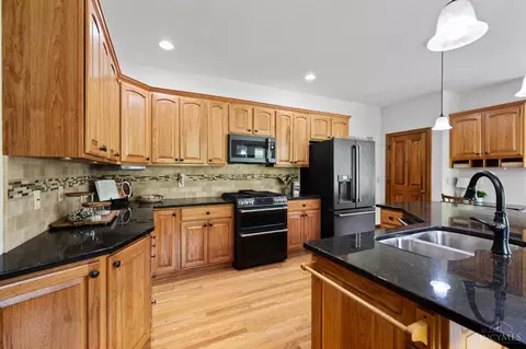 Kitchen - 4520 School Section Rd, Cincinnati, OH 45211 photo 3 of 5