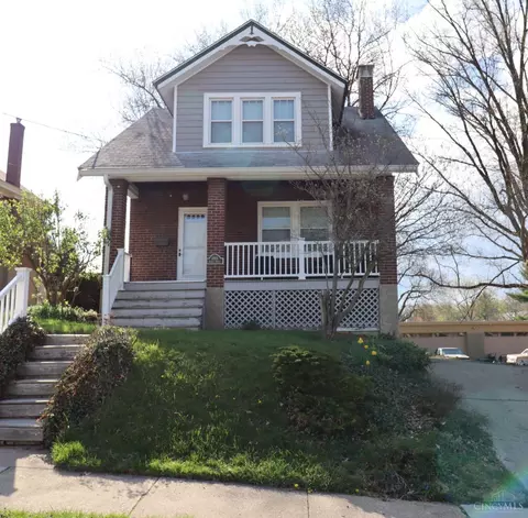 3955 Kenkel Ave, Cheviot, OH 45211