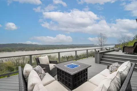 Exterior - 7351 Riverby Dr, Cincinnati, OH 45255 photo 8 of 15
