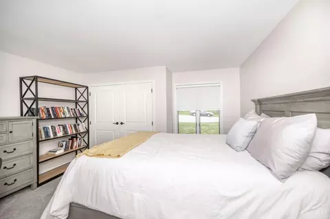 Bedroom - 7351 Riverby Dr, Cincinnati, OH 45255 photo 2 of 8