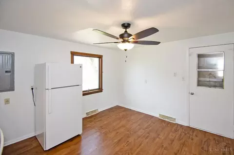 7422 Willow Dr, Blanchester, OH 45107 photo 6