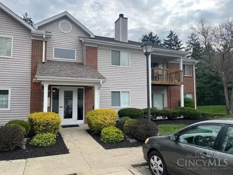 8500 Island Pines Pl, Maineville, OH 45039