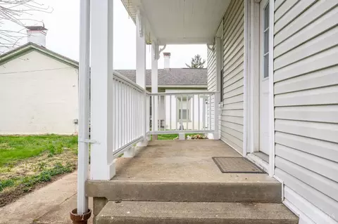 Exterior - 131 Pike St, Reading, OH 45215 photo 4 of 8