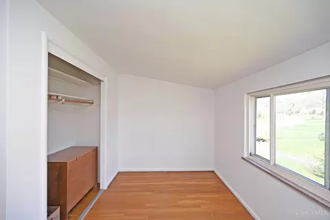 Bedroom - 961 Springbrook Dr, Cincinnati, OH 45224 photo 5 of 6