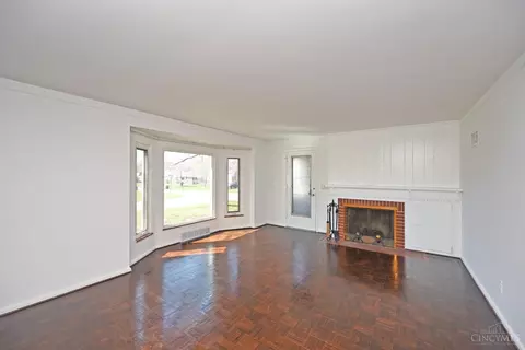 Living - 961 Springbrook Dr, Cincinnati, OH 45224 photo 1 of 3