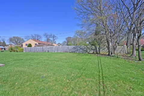 Exterior - 961 Springbrook Dr, Cincinnati, OH 45224 photo 3 of 5