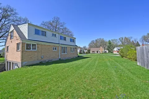 Exterior - 961 Springbrook Dr, Cincinnati, OH 45224 photo 4 of 5