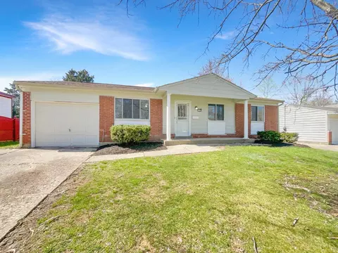 1318 Randomhill Rd, Cincinnati, OH 45231