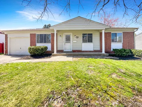 1318 Randomhill Rd, Cincinnati, OH 45231 photo 9