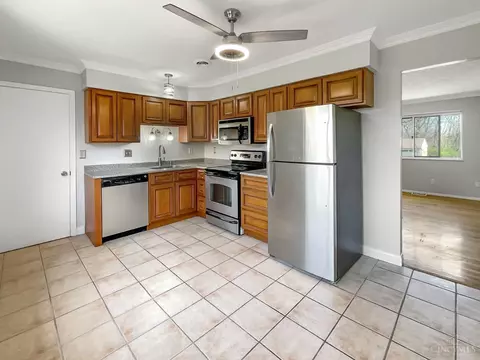 1318 Randomhill Rd, Cincinnati, OH 45231 photo 13