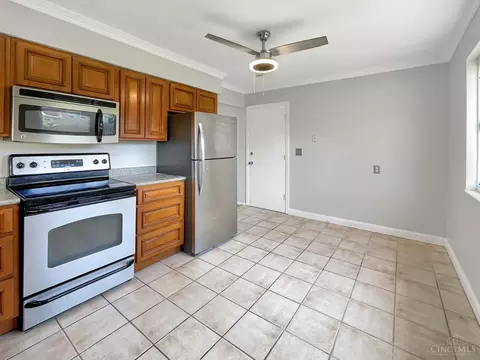 1318 Randomhill Rd, Cincinnati, OH 45231 photo 14