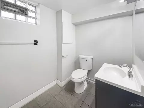 1318 Randomhill Rd, Cincinnati, OH 45231 photo 22