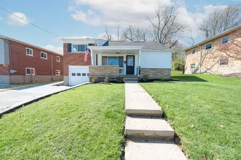 5673 Woodhaven Dr, Cincinnati, OH 45248
