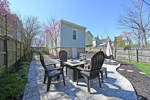 Exterior - 3810 Mt Vernon Ave, Cincinnati, OH 45209 photo 7 of 12