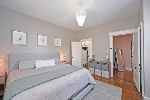 Bedroom - 3810 Mt Vernon Ave, Cincinnati, OH 45209 photo 3 of 9
