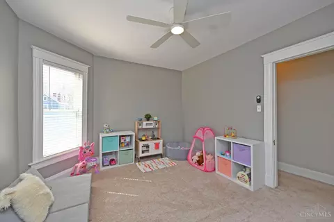Bedroom - 3810 Mt Vernon Ave, Cincinnati, OH 45209 photo 9 of 9