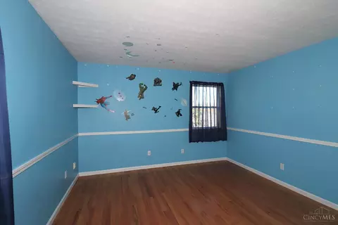 Bedroom - 12077 Freestone Ct, Cincinnati, OH 45240 photo 6 of 14