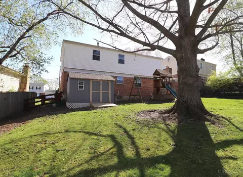 Exterior - 12077 Freestone Ct, Cincinnati, OH 45240 photo 10 of 18