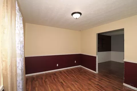 Living - 12077 Freestone Ct, Cincinnati, OH 45240 photo 7 of 14