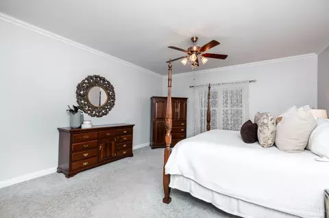 9850 Pondside Ct, Evendale, OH 45241 photo 22