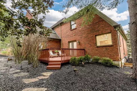 9850 Pondside Ct, Evendale, OH 45241 photo 58
