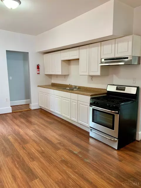 2439 Moerlein Ave, Cincinnati, OH 45219 photo 5