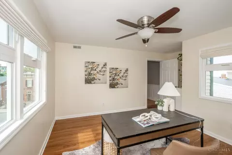 961 Hatch St, Cincinnati, OH 45202 photo 17