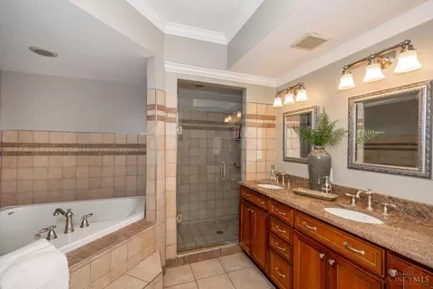 961 Hatch St, Cincinnati, OH 45202 photo 14